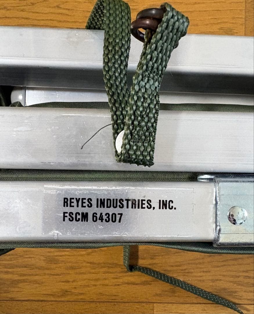 米軍 コット 純正蚊帳 ポール付属 - メルカリ