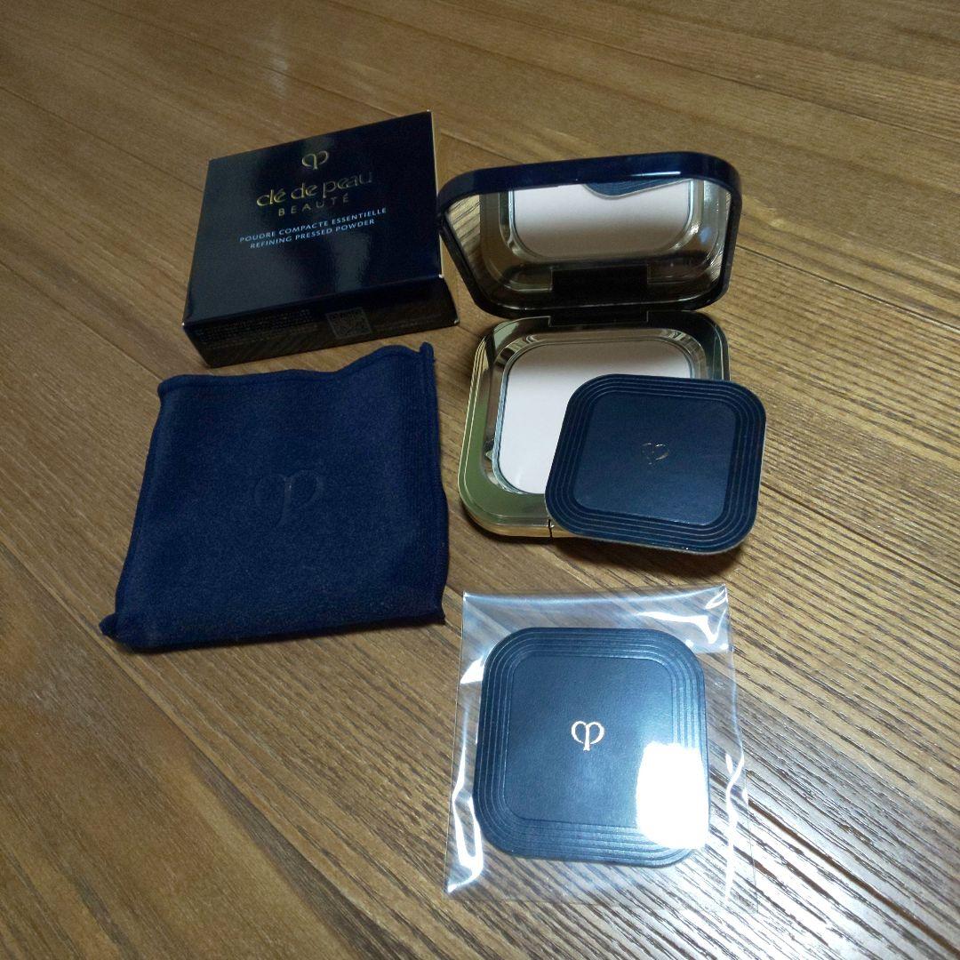 クレ・ド・ポーボーテ プードル コンパクト エサンシエルn ★1回使用 新品同様