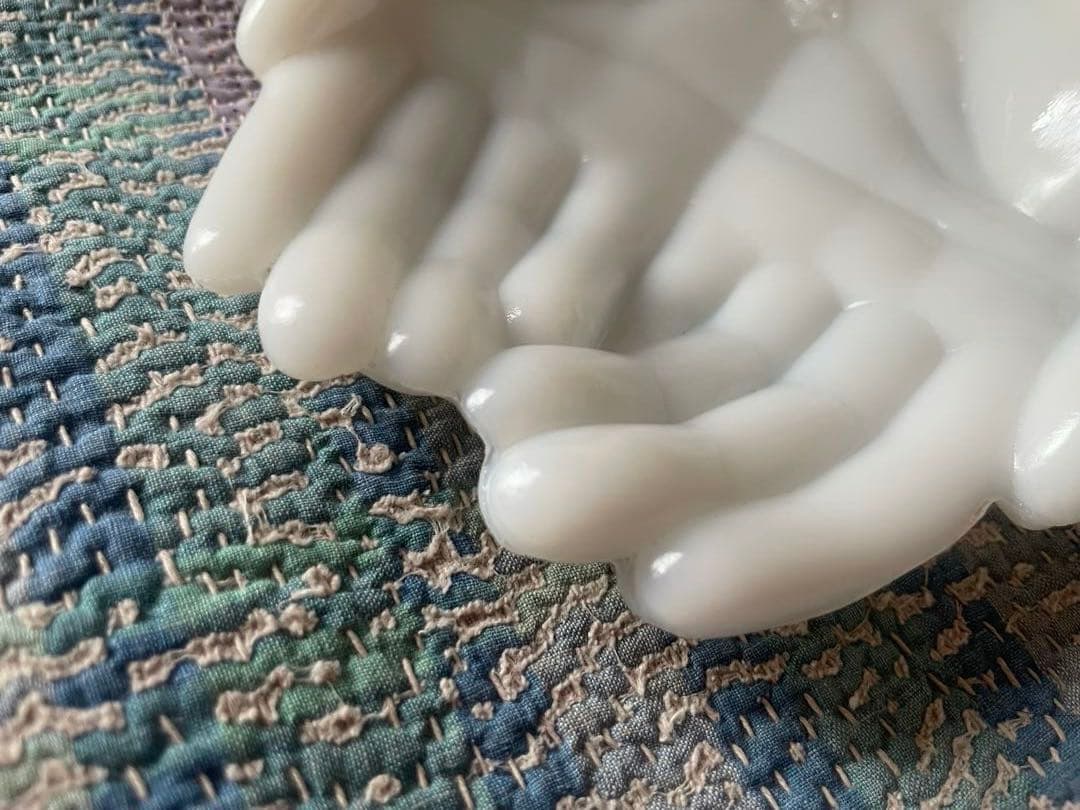 ラスト！エイボン AVON ソープディッシュ トレイ ミルクガラス 灰皿 ハンド