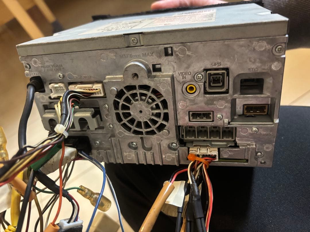 ALPINE X8 インダッシュモニター