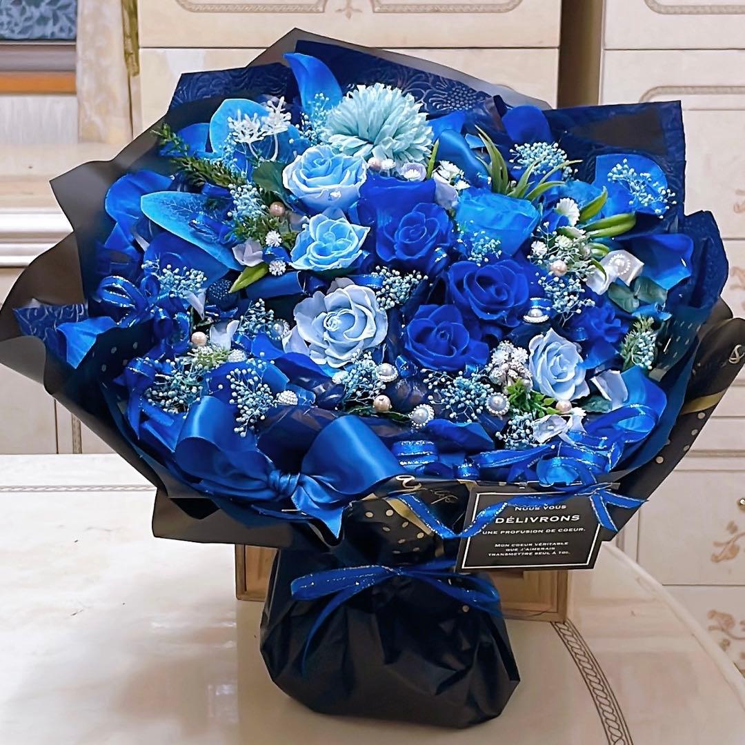 ✨特大✨ボリュームのある花束✨水色＆青バラプリザ＆アーティフィシャルアレンジメ✨