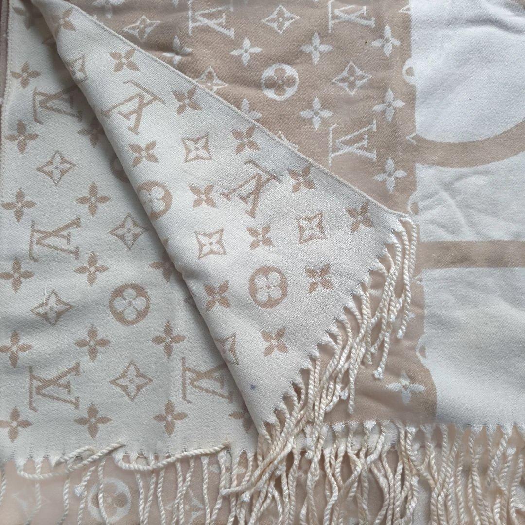 Louis Vuitton ロゴ入りストール