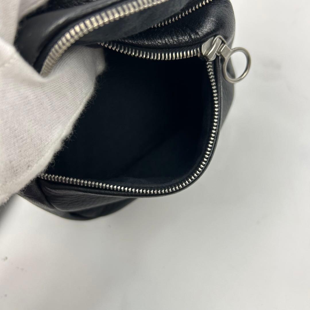 【美品】アエタ　ボディバッグ　ウエストポーチ　S ディアスキン　レザー　ブラック