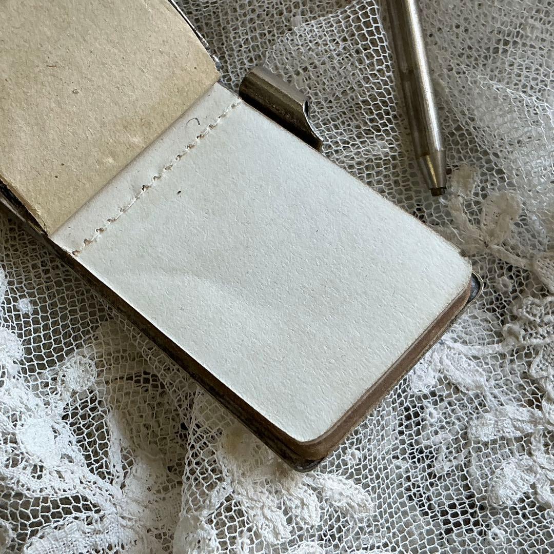 フランス　アンティーク　すみれ　カルネドバル　シルバープレート　ペンダントトップ