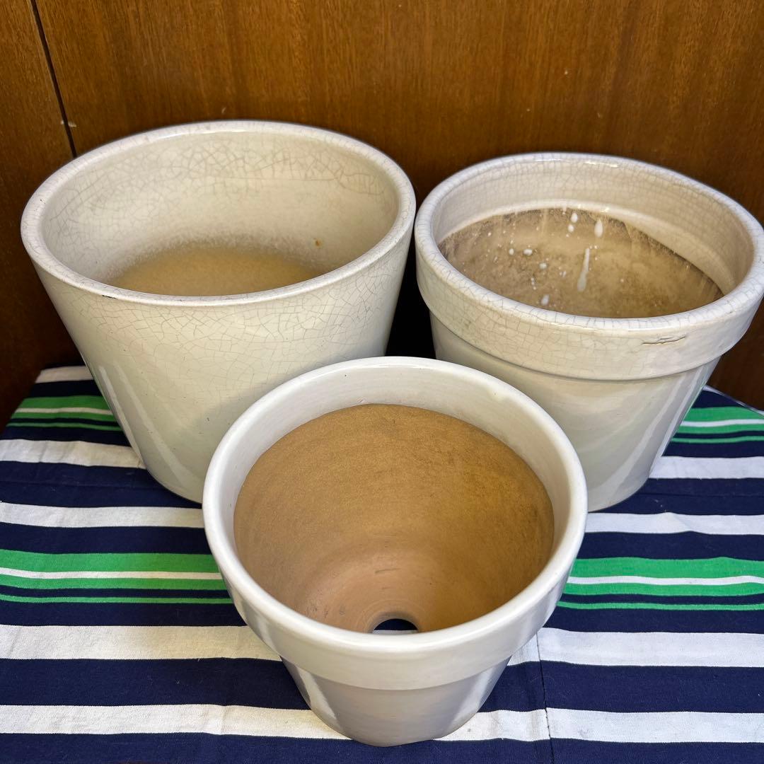 美品 白の塗鉢3個セット、貫入入り2点20cm,19cmと貫入なし1点16㎝