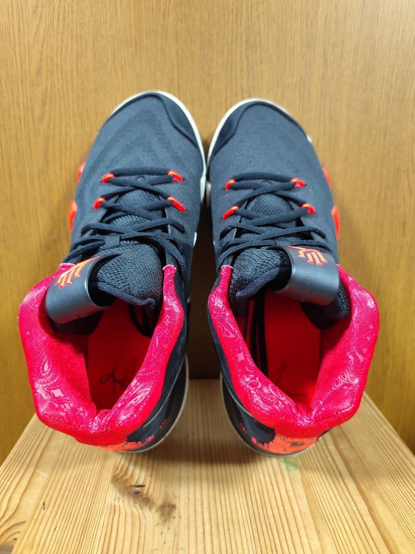 Nike Kyrie 4 Think 16 ナイキ　カイリー4
