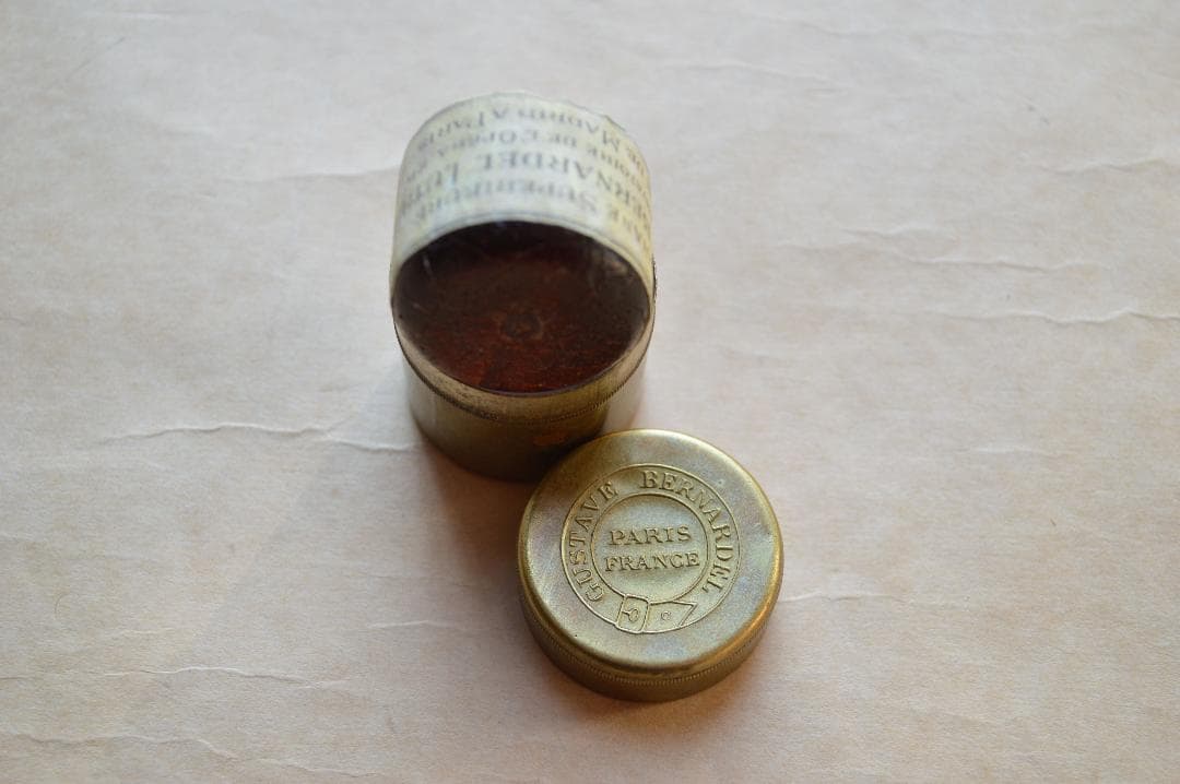 缶ベル　古い松脂