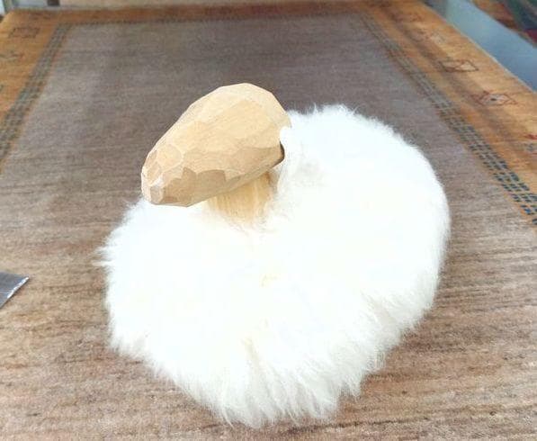 羊の置物 ウールと木材 インテリア装飾 約30x20×25cm 羊の置物 ウール