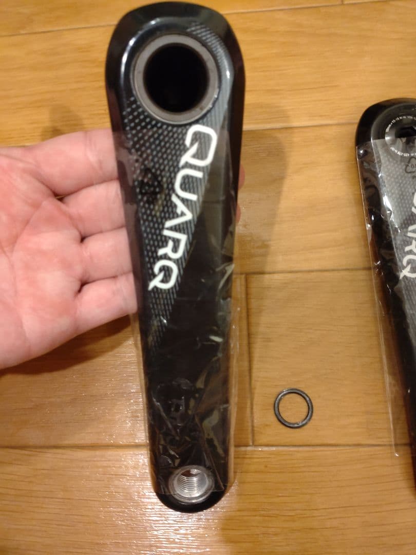 クオーク QUARQ カーボン クランクアームセット 172.5mm GXP
