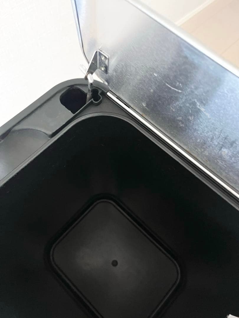 SIMPLEHUMAN バタフライ ステップカン ゴミ箱 / コンラン