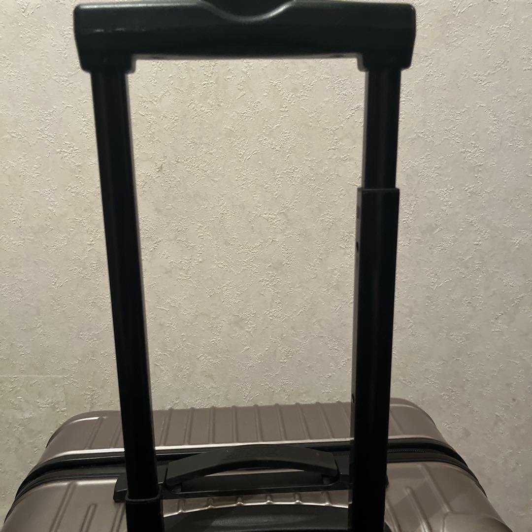 RIMOWA リモアキャディーケース