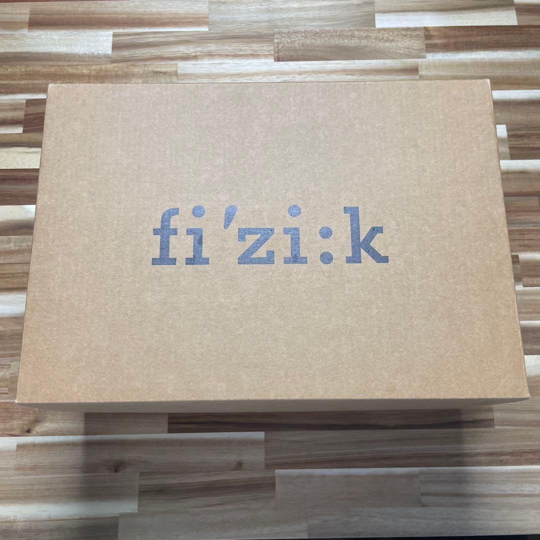 fizik VENTO STABILITA CARBON 限定カラー 43.0