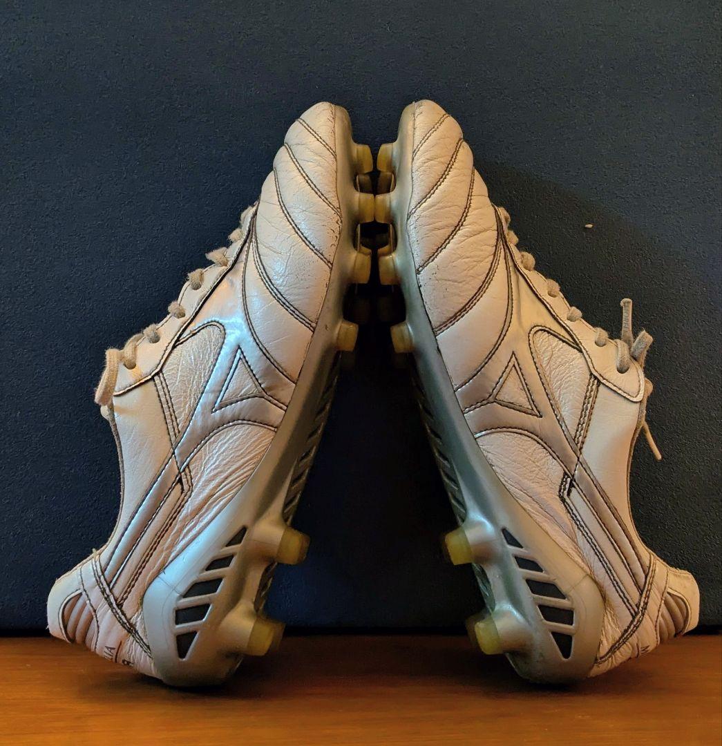 ミズノ　モレリアDNA 25.5cm