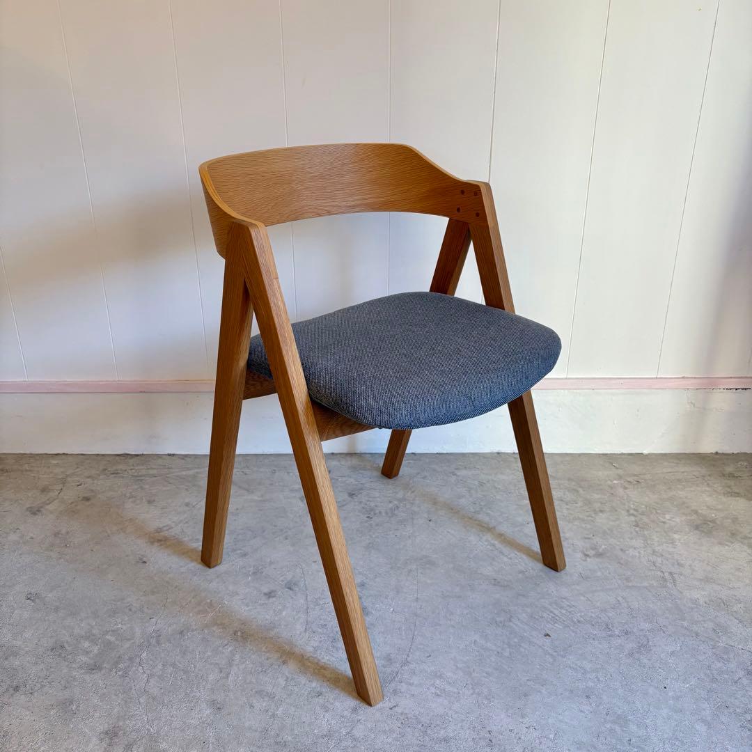 #2 ウニコ　エレムト　ダイニングチェア