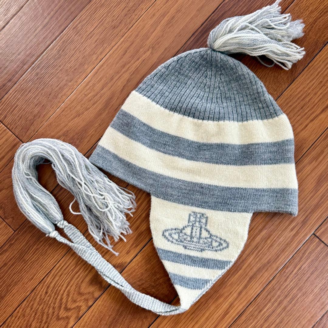 完売色/タグ付未使用VivienneWestwood 耳当て付きニット帽 - メルカリ
