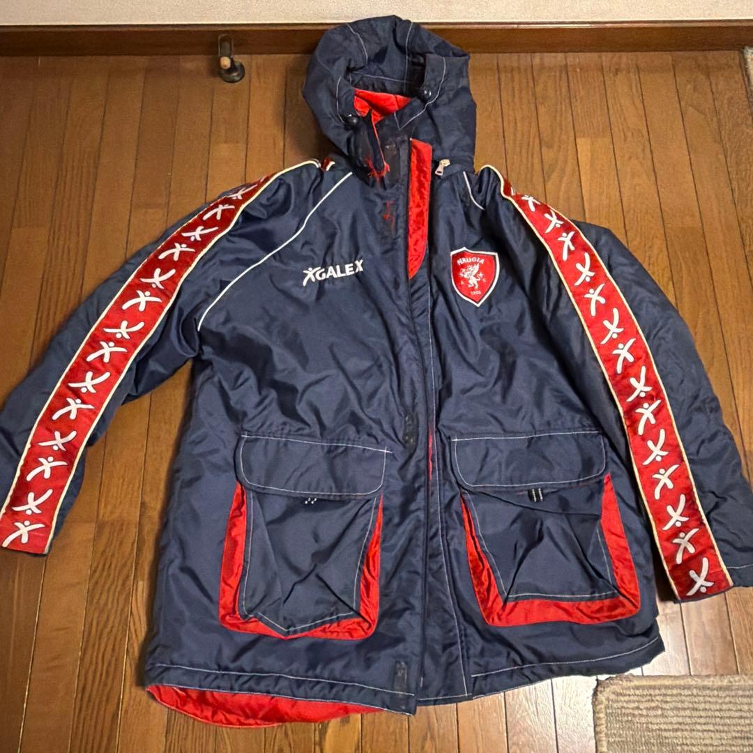 中田英寿 GALEX フード付きベンチコート ネイビー/レッド