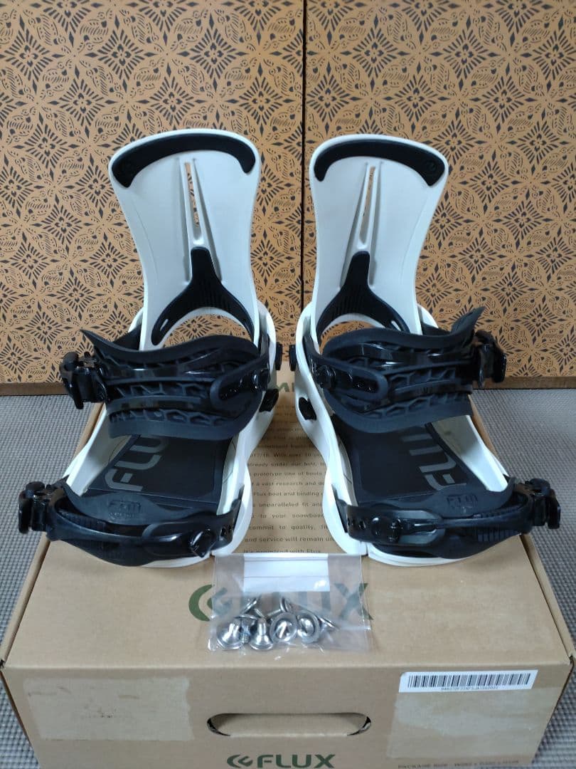 17-18 FLUX XF Sサイズ フラックス ビンディング