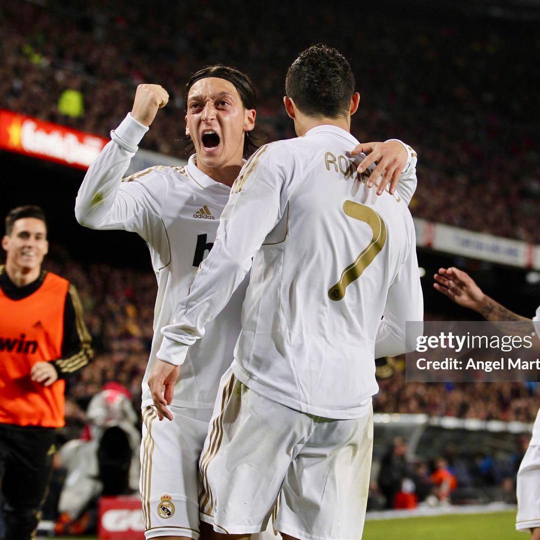 【新品/タグ付き】11/12 レアル・マドリード ♯10 エジル【Mサイズ】