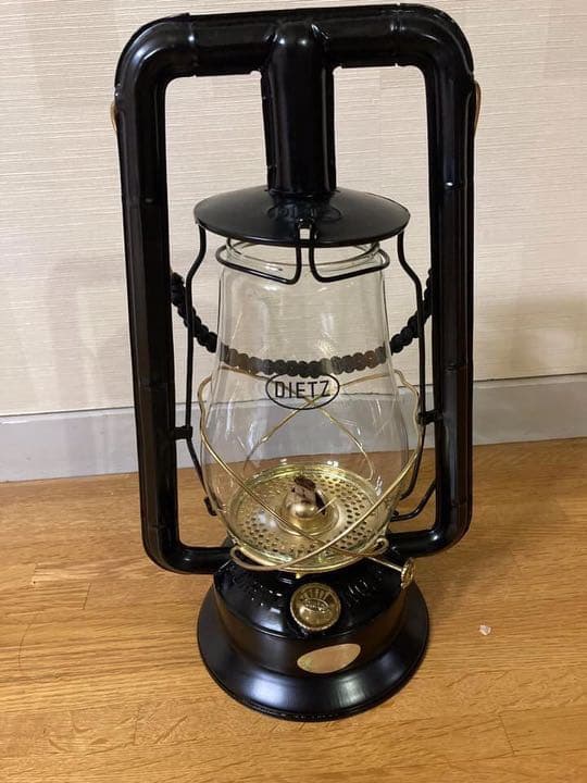 デイツ モナーク