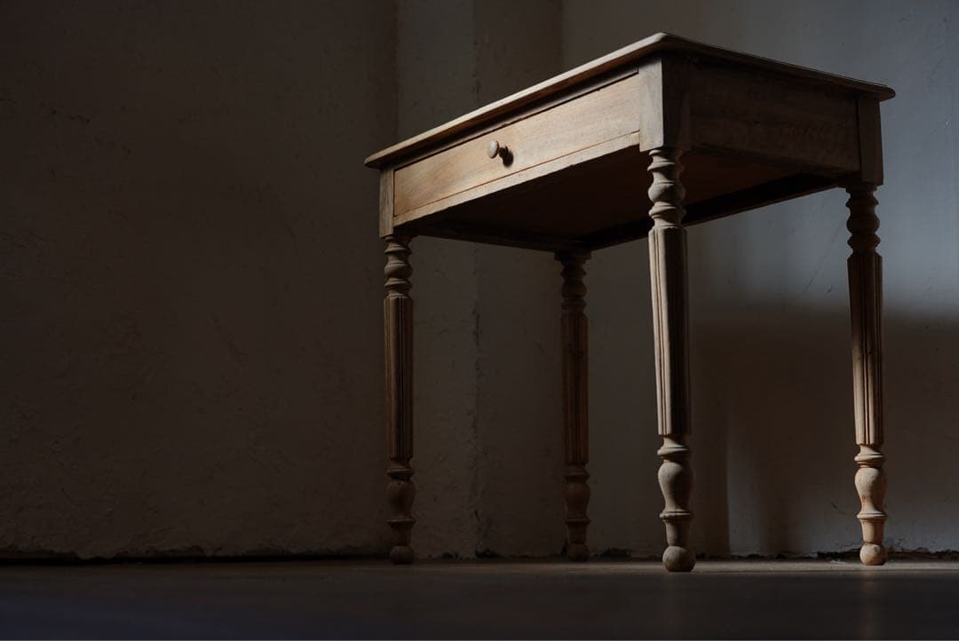 アンティーク　フランス　テーブル　デスク　作業デスク　作業机　作業台　机