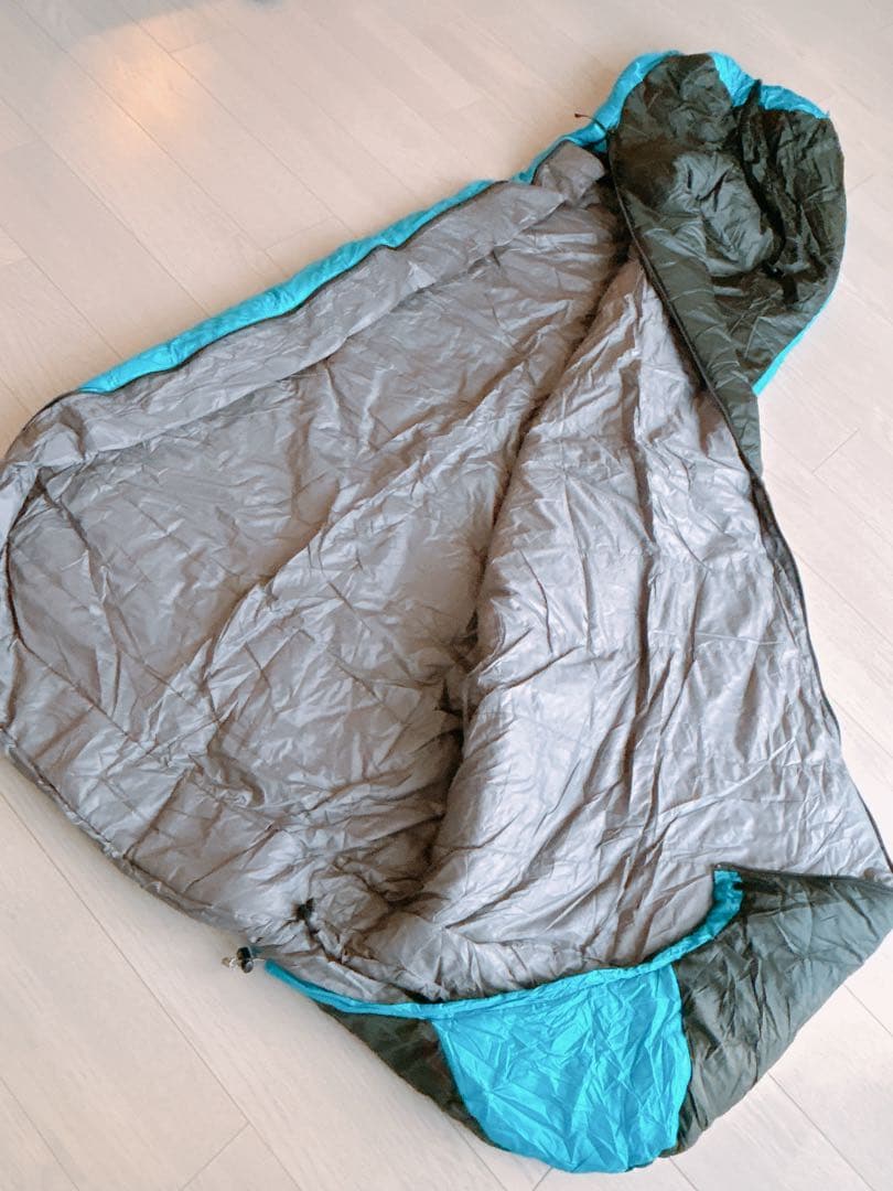 ISUKA Alpha Light 700 X 3シーズン寝袋