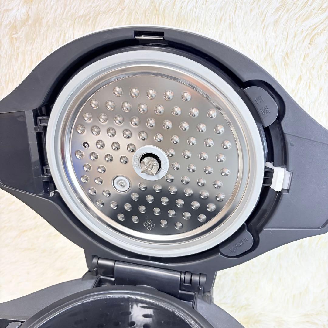 SHARP ヘルシオ ホットクック KN-HW24F-W（2.4L／ホワイト）