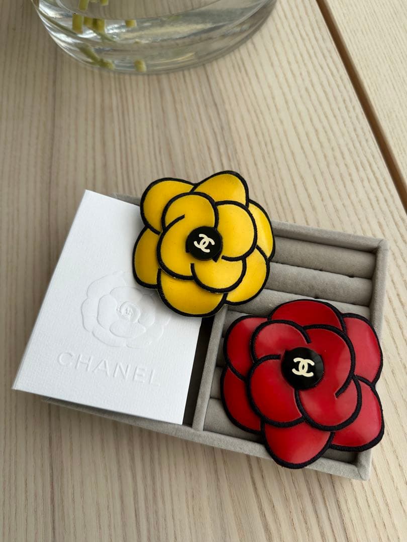 CHANEL シャネル 花モチーフブローチ 黄色 ヘアアクセ