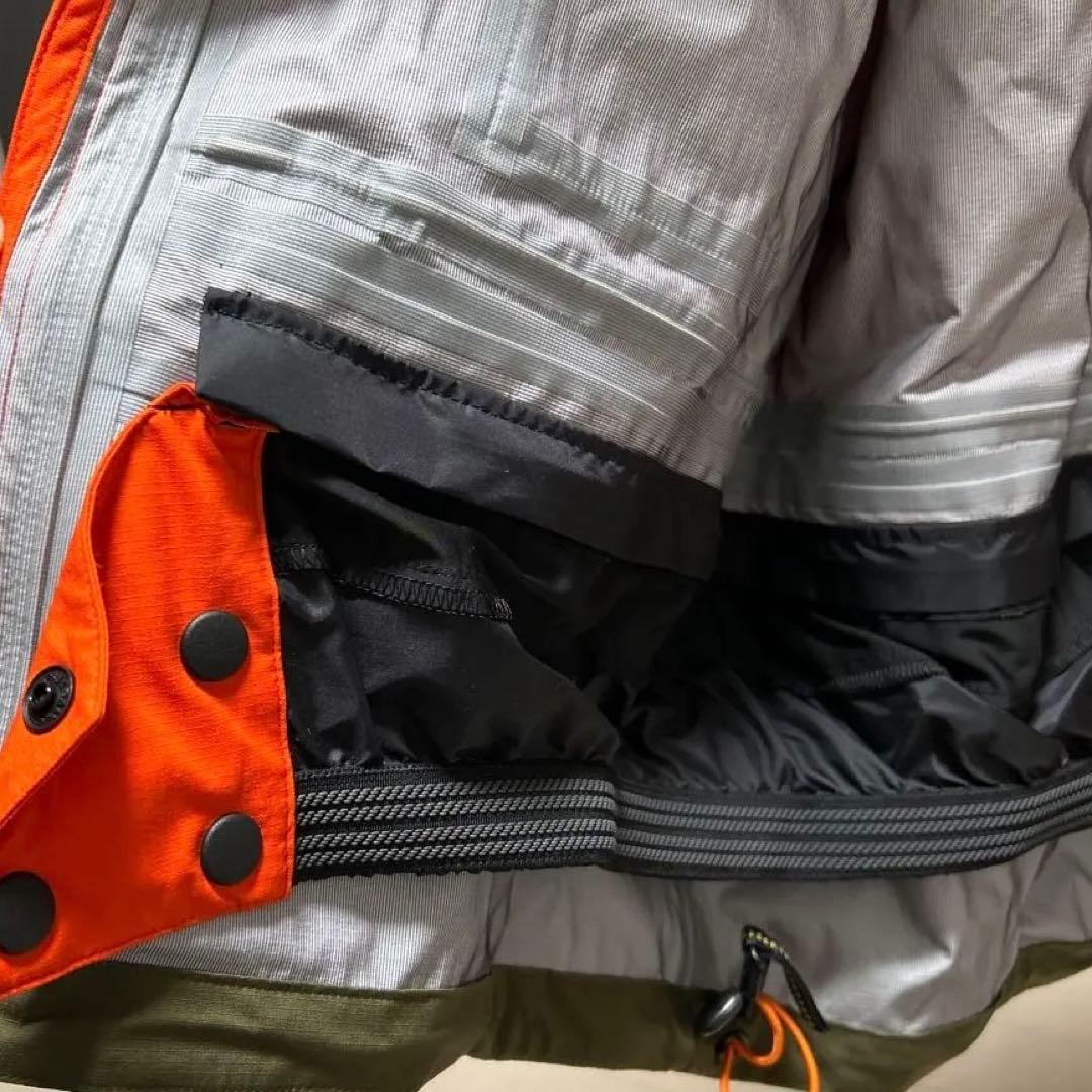 マウンテンハードウェア　DRY.Q マウンテンパーカー　スノーボードウェア