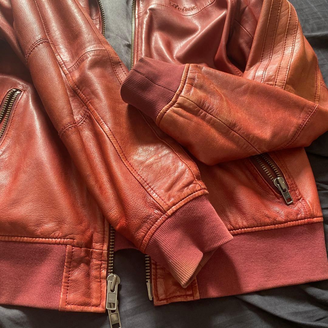 AVIREX 革ジャン　レッド