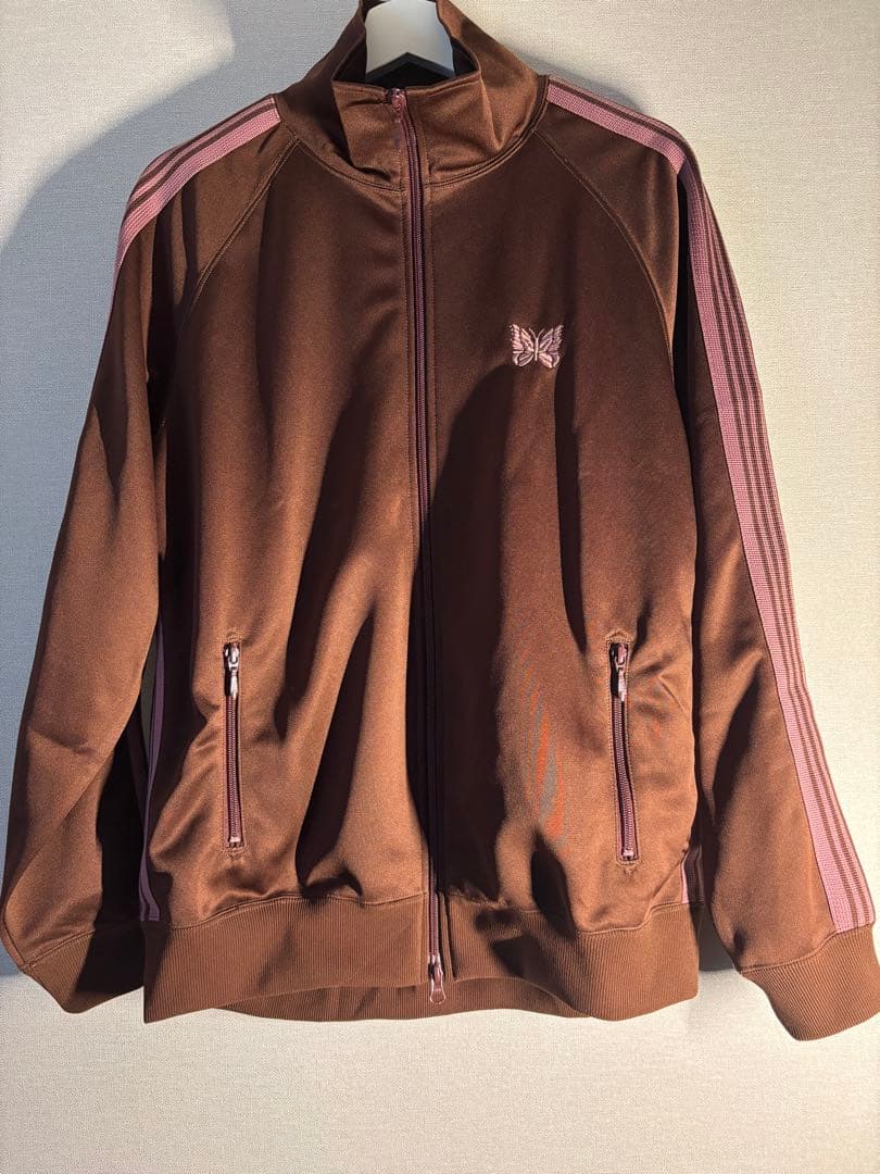 25AW トラックジャケットL ブラウンピンク ニードルズ needles - メルカリ