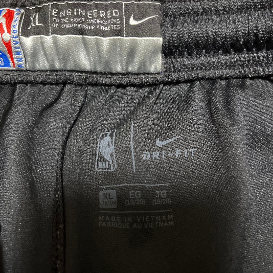 NIKE(ナイキ)NBAウォリアーズ　75周年　スウィングマンショーツ　バスパン