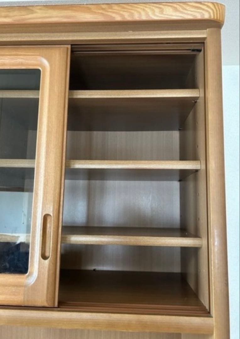 kiwi　食器棚　下