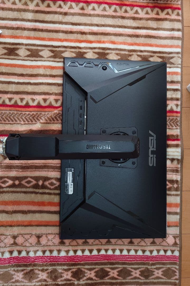 ゲーミングモニタ ASUS TUF Gaming VG27AQL1A 27インチ