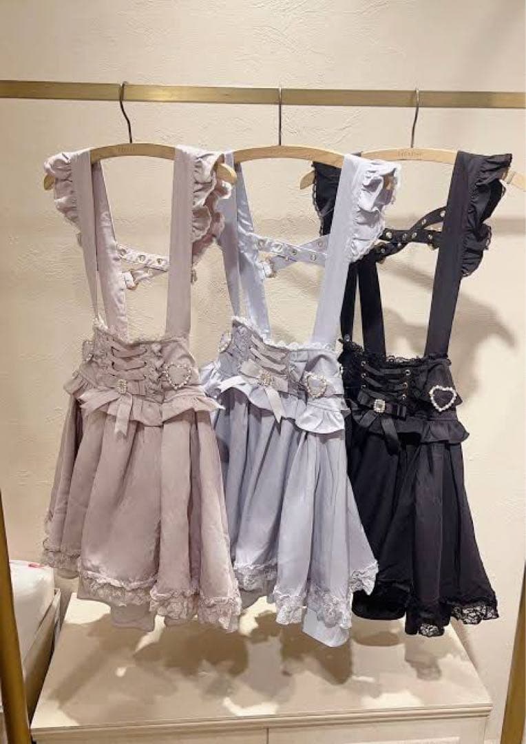 リズリサ レースアップハートカシュクールスカート - メルカリ