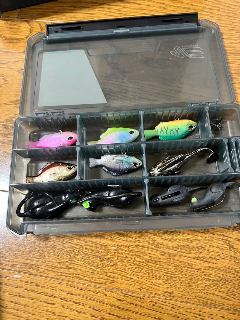 タックルボックス 大量ルアーセット