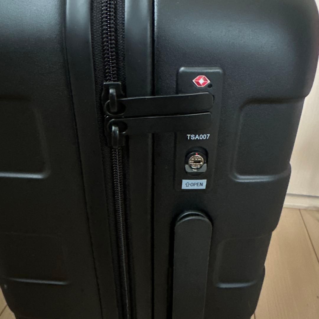 無印良品　キャリーケース　36L 黒