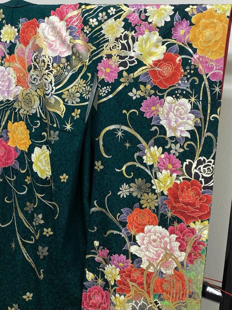 振袖 豪華 銀通し 刺繍 金彩 紋意匠 薔薇 身丈169cm パールトーン加工済