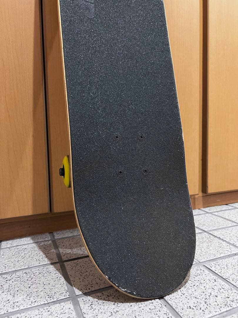 スケボー　PLANB トーリ・パドウィル　コラボ　かっこいい　クマ 熊　黄色