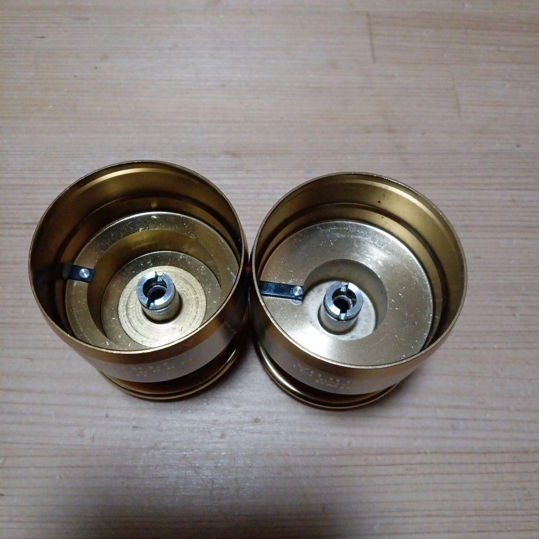 人気ブランド　ダイワ　トーナメント　レバーリール　スプール2点