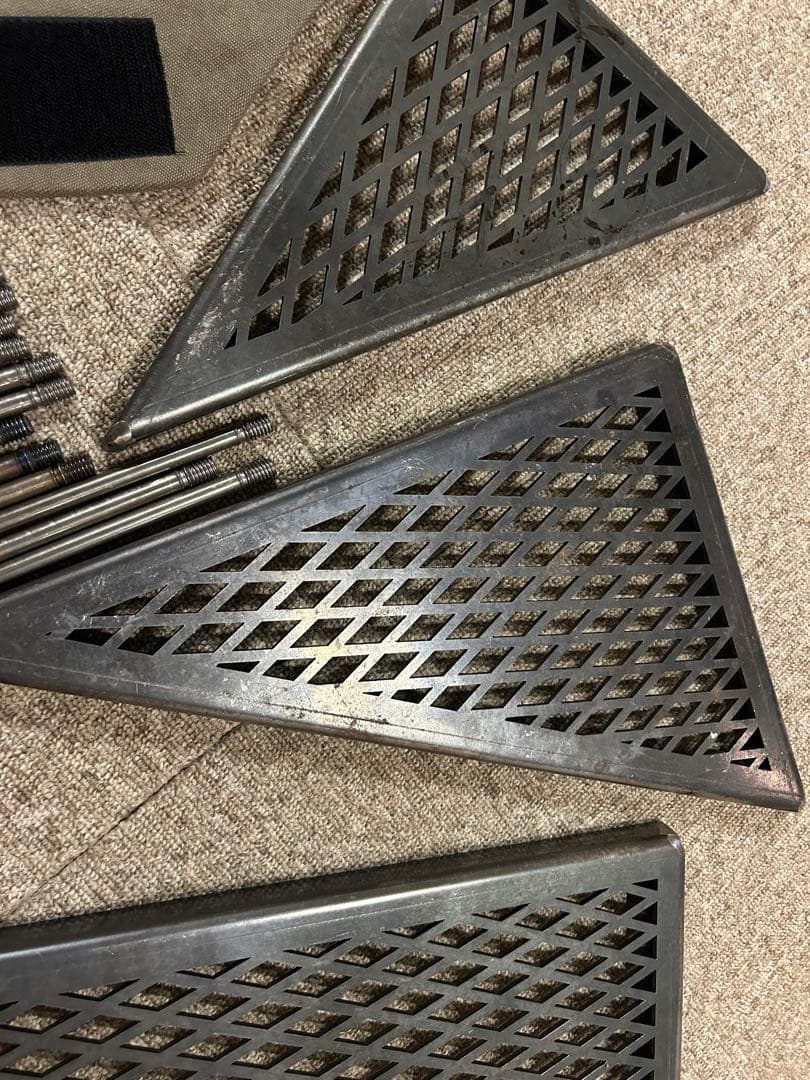 山賊マウンテン　デルタス