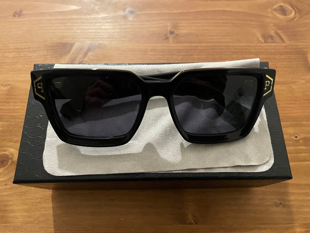 p*o様 PHILIPP PLEIN フィリッププレイン サングラス