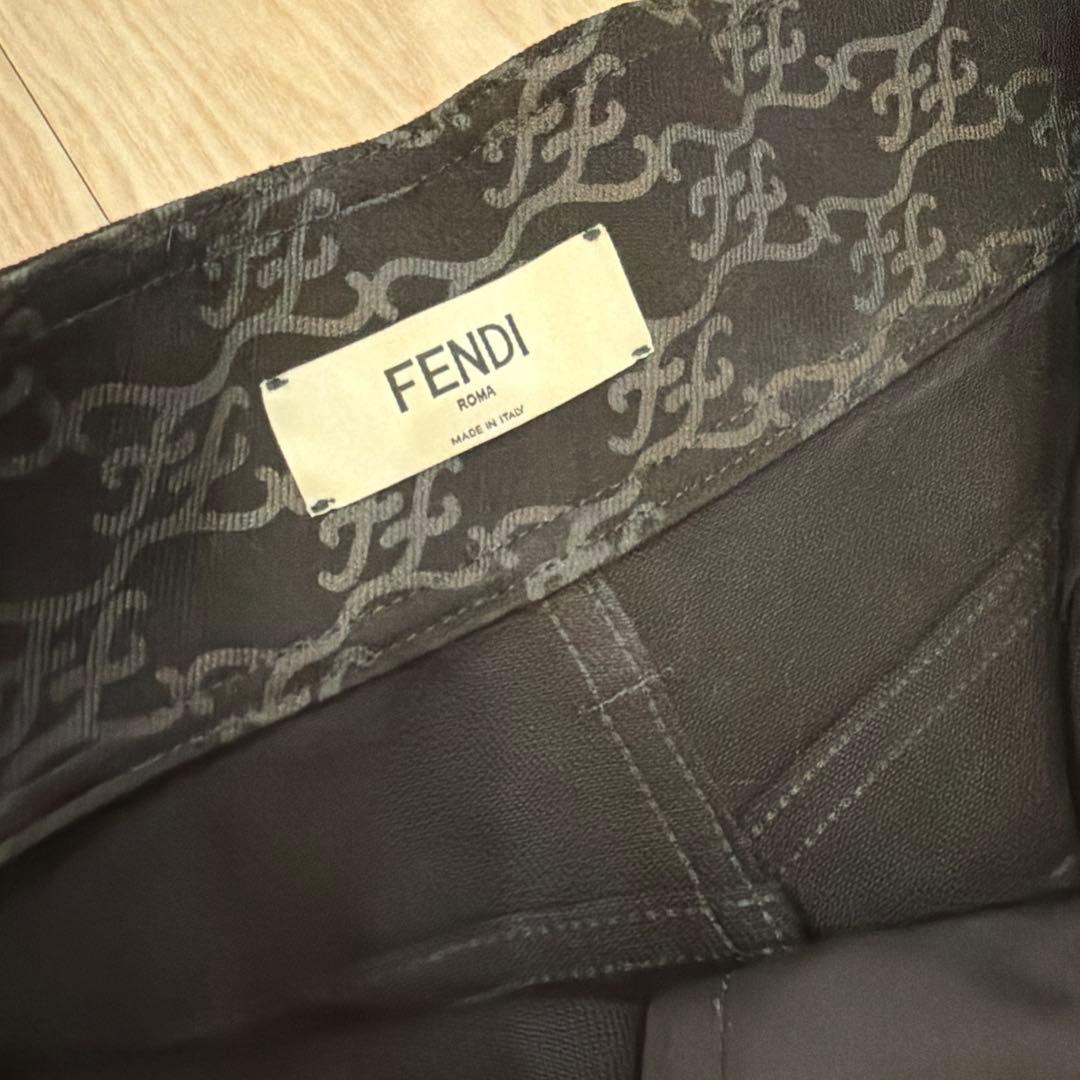 FENDI ブラックデニム
