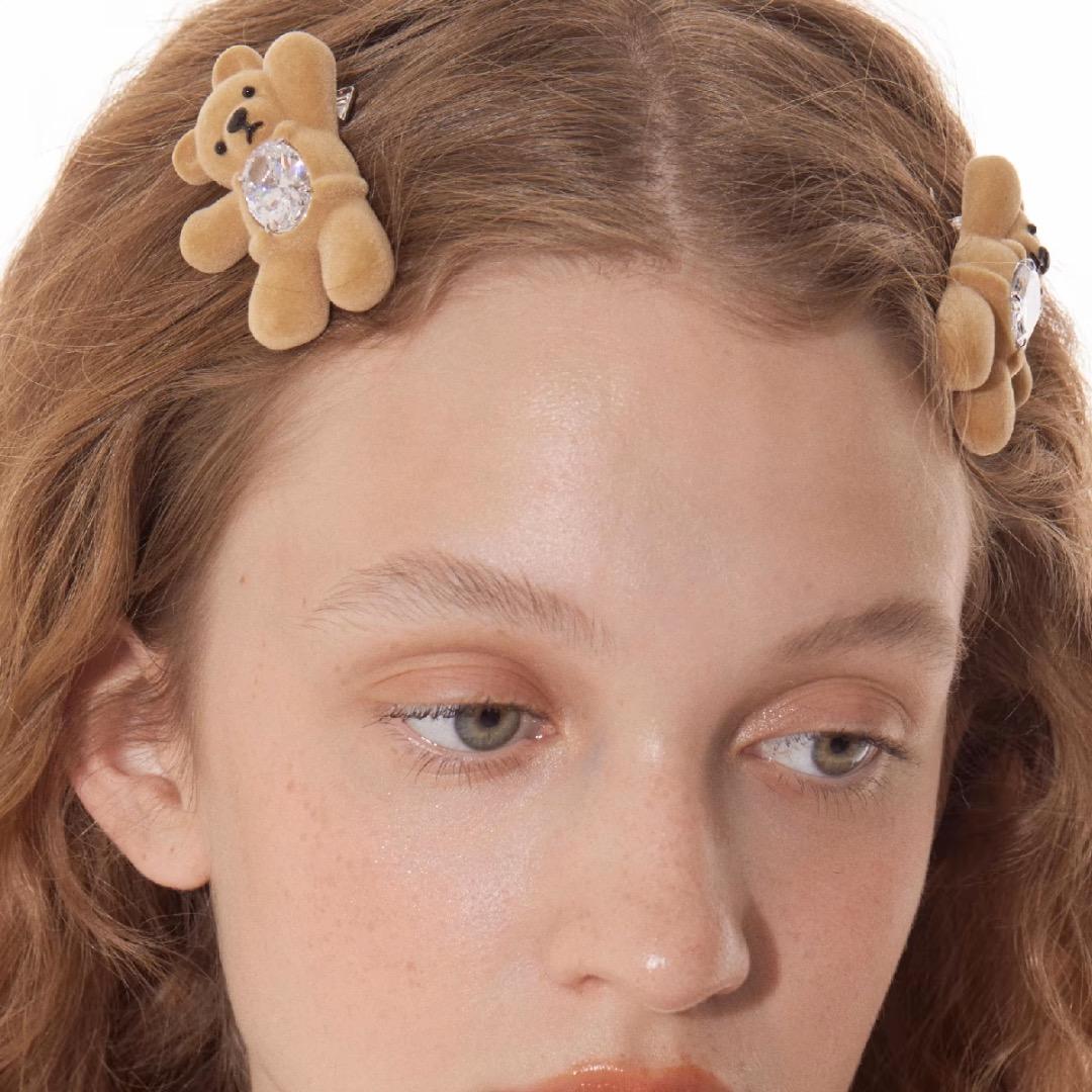 新品】YVMIN クマ型ヘアクリップ （左一つのみ） - メルカリ