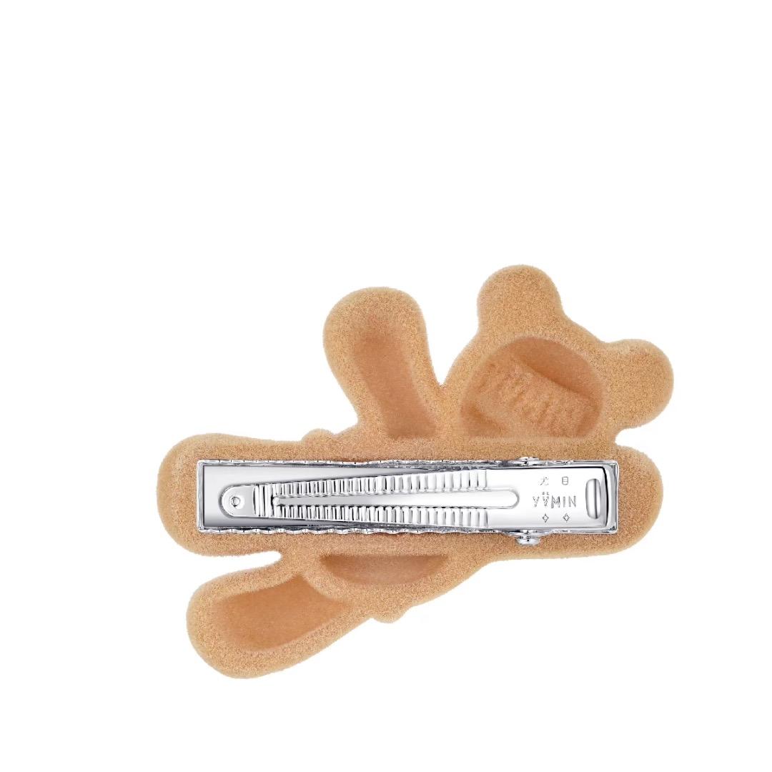 新品】YVMIN クマ型ヘアクリップ （左一つのみ） - メルカリ