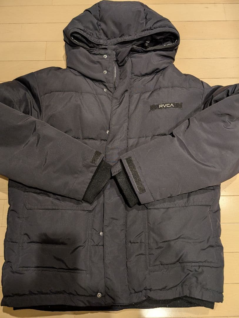 aya27専用 RVCA フード付きダウンジャケット - メルカリ