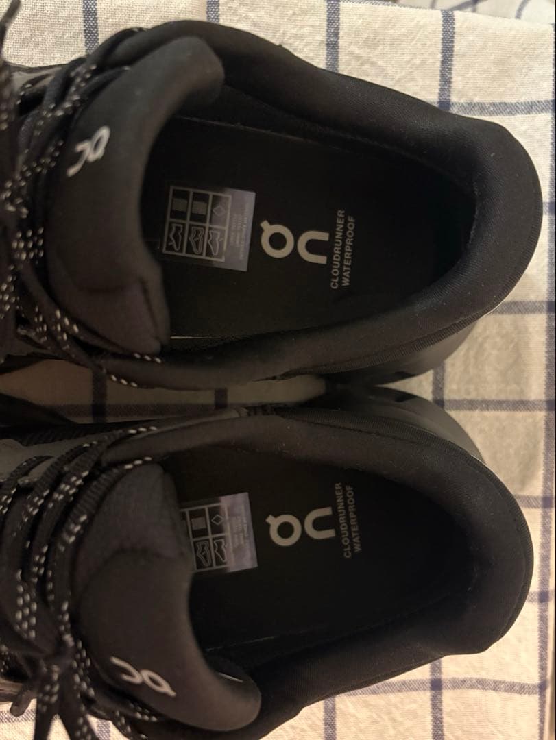 On クラウドランナー 2 ウォータープルーフ