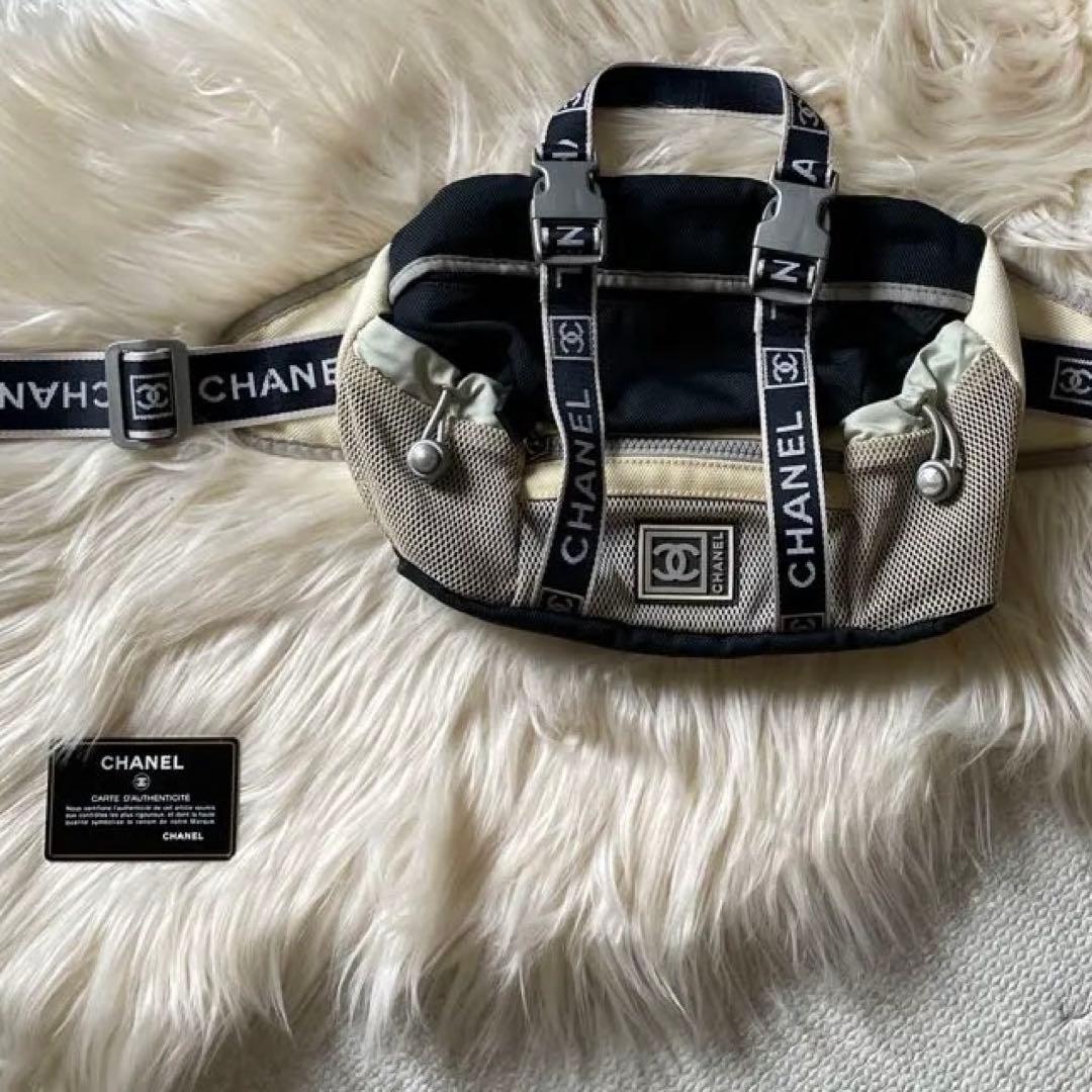 【CHANEL】シャネル スポーツライン ボディバッグ