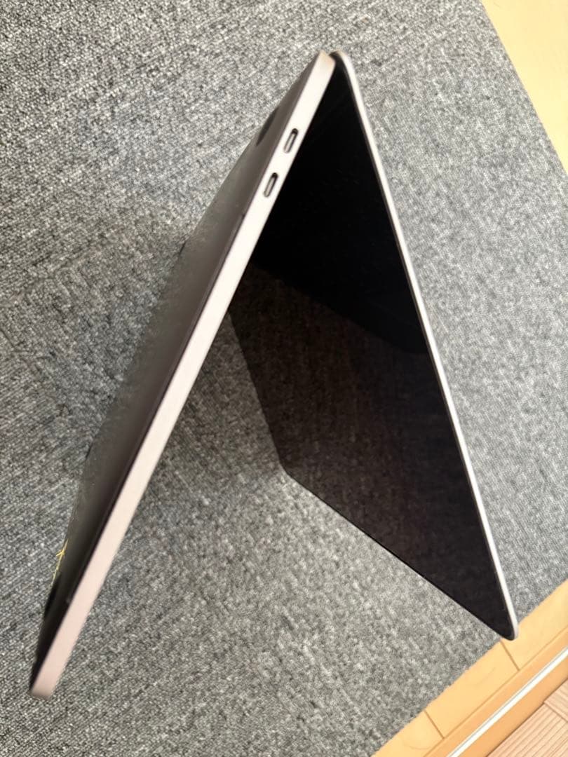 ジャンク　Macbook Pro 2019 13インチ A1989グレー