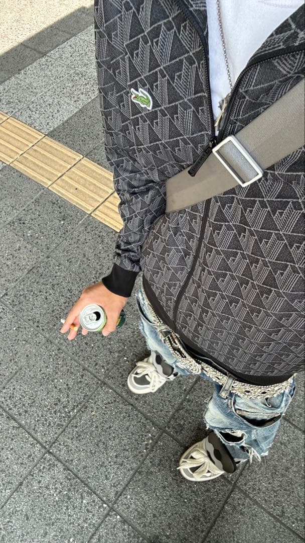 ラコステジャージ