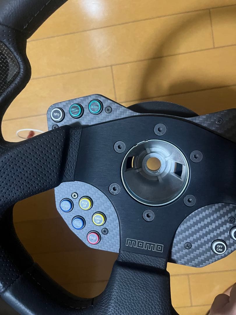 momo ステアリング　ジェット　拡張ボタン　NDロードスター　ボス付き
